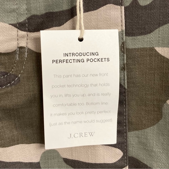 NWT J Crew Green Camo Vintage Straight Cargo, Size 29 - Picture 5 of 7